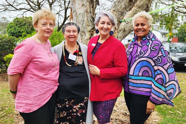 Breastscreen Queensland launches Sistas Shawl trial