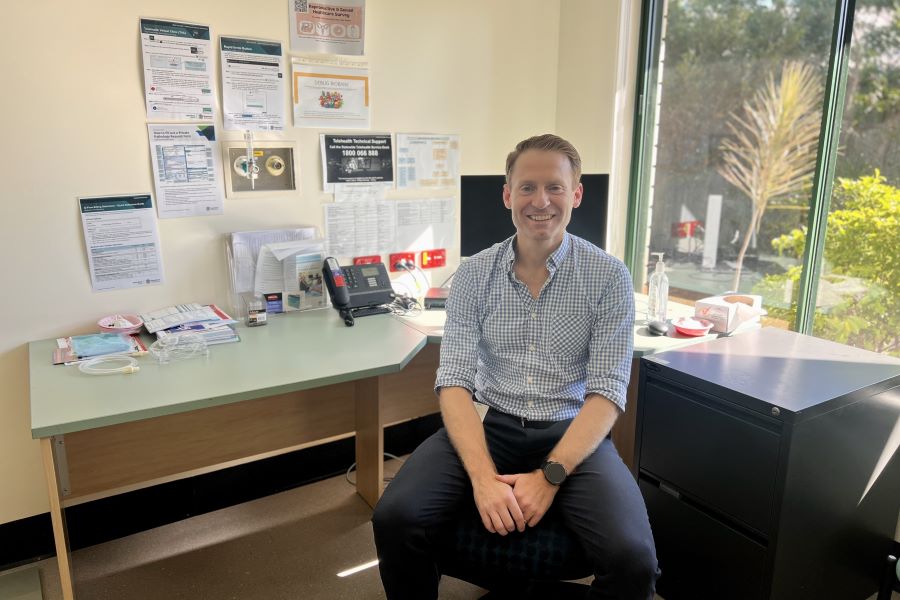 The Prince Charles Hospital (TPCH) Consultant Thoracic Physician (Cystic Fibrosis, Bronchiectasis and Nontuberculous Mycobacteria) Dr Ieuan Evans is investigating whether Brisbane’s sub-tropical climate could increase the risk of hepatoxicity in people with Cystic Fibrosis.