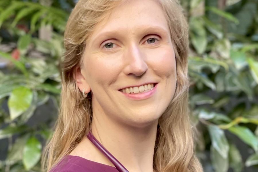 Research by Metro North General Medical consultant Dr Victoria Woodcroft-Brown found that mobilising patients on the day after hip surgery improved clinical and personal outcomes.