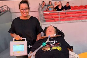 Melissa was able to attend the Ed Sheeran concert last Friday night with the help of our ICU nurse Monique Bonnell, who made sure Melissa's medical needs were taken care of throughout the concert. 