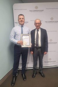 Jim Crowhurst pictured with The Richard Slaughter Award for the Best Clinical Presentation