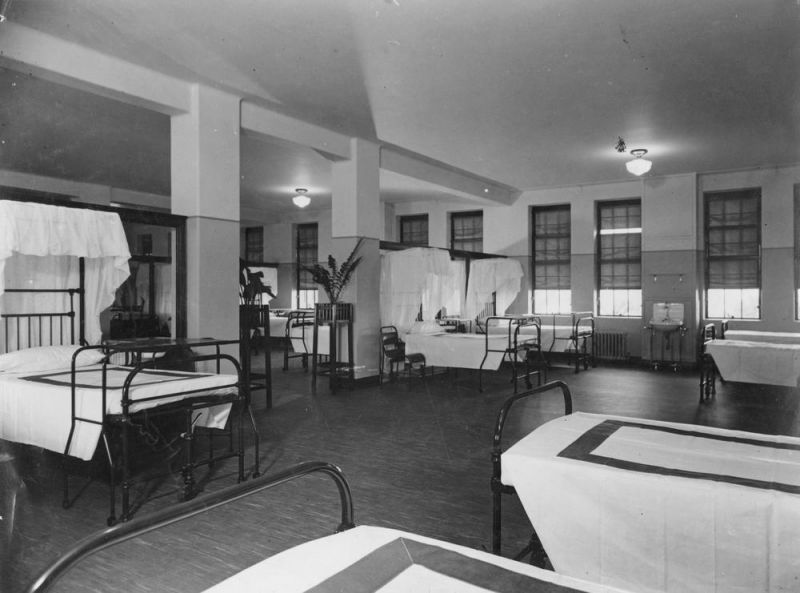 1938 maternity ward