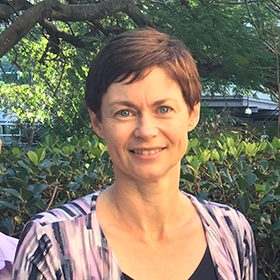 Dr Michelle Nottage 