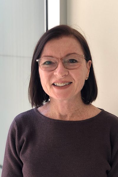 Dr Karen Davies